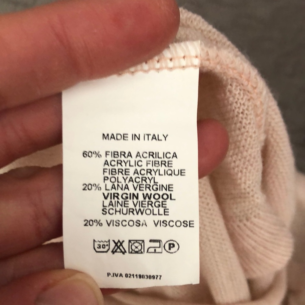 Crop Top Sweater - Picture 4 of 4